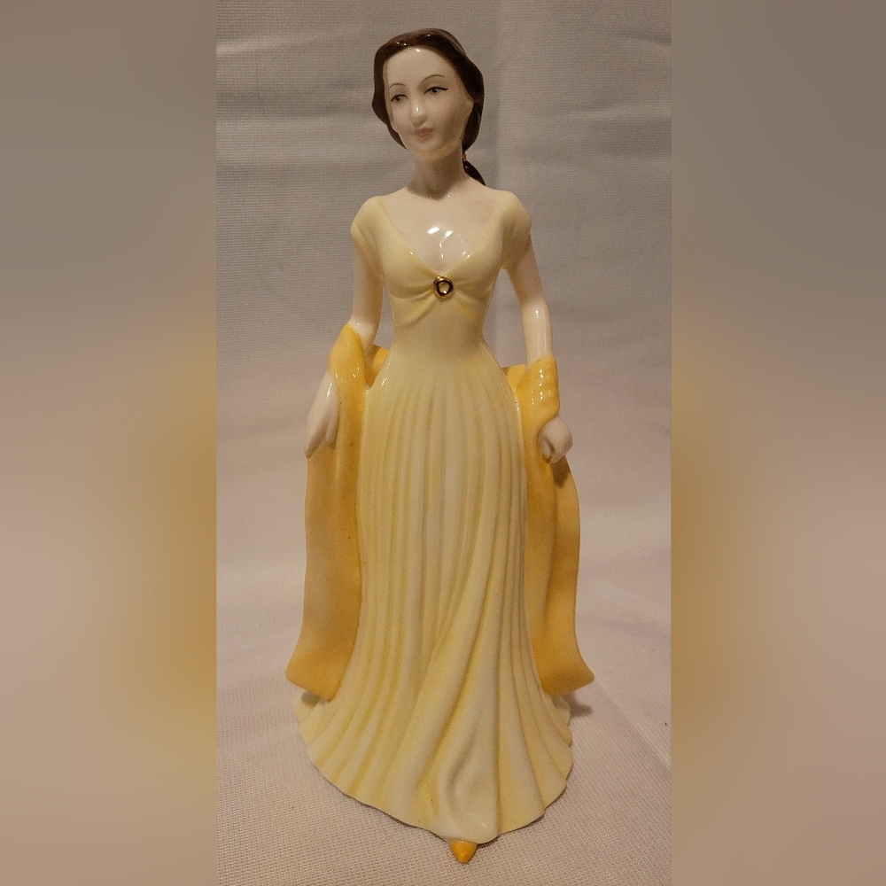 Royal Doultan Pretty Ladies Shannon HN4814 - Mint Condition